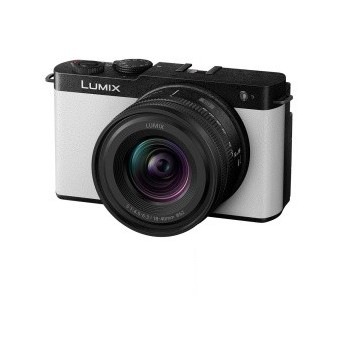 PANASONIC LUMIX DC-S9...