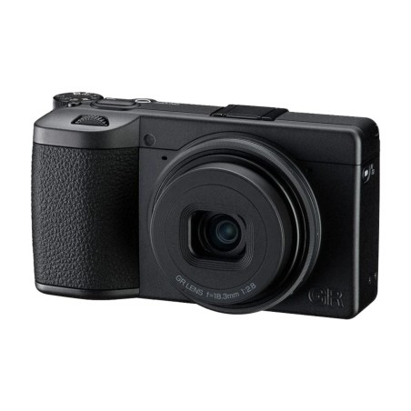Ricoh GR IV Monochrome – Compact APS-C noir et blanc
